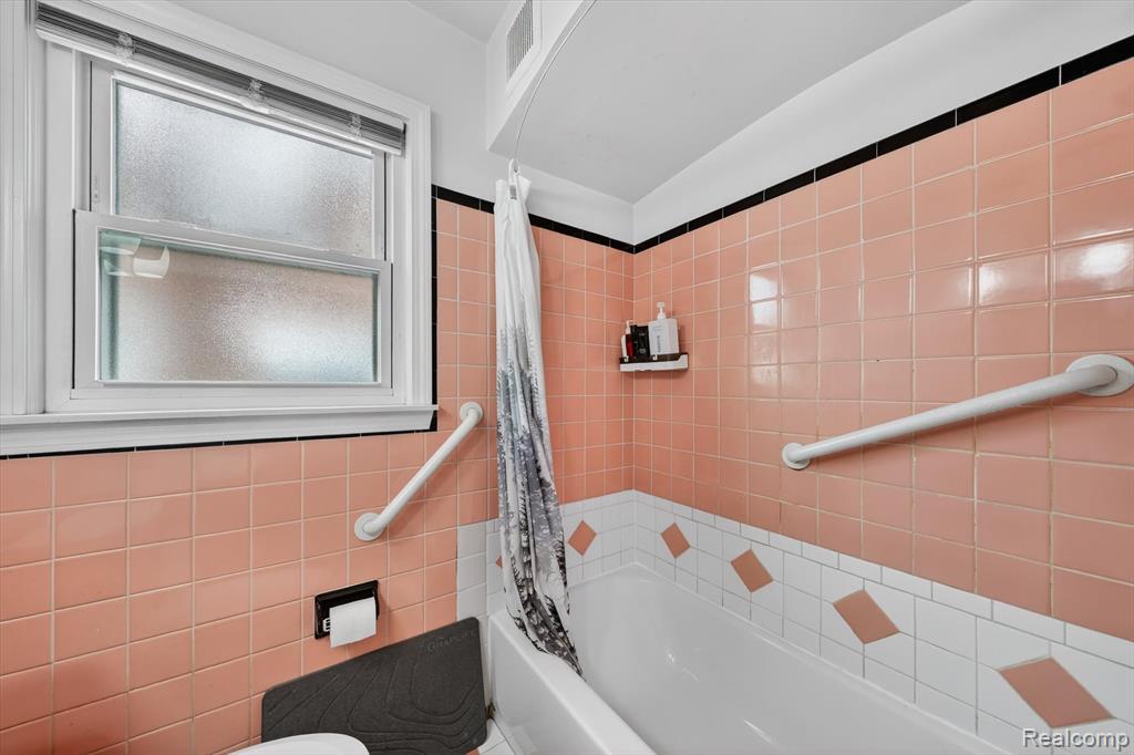 12984 Callender Street, Southgate, MI 48195 — Photo 21