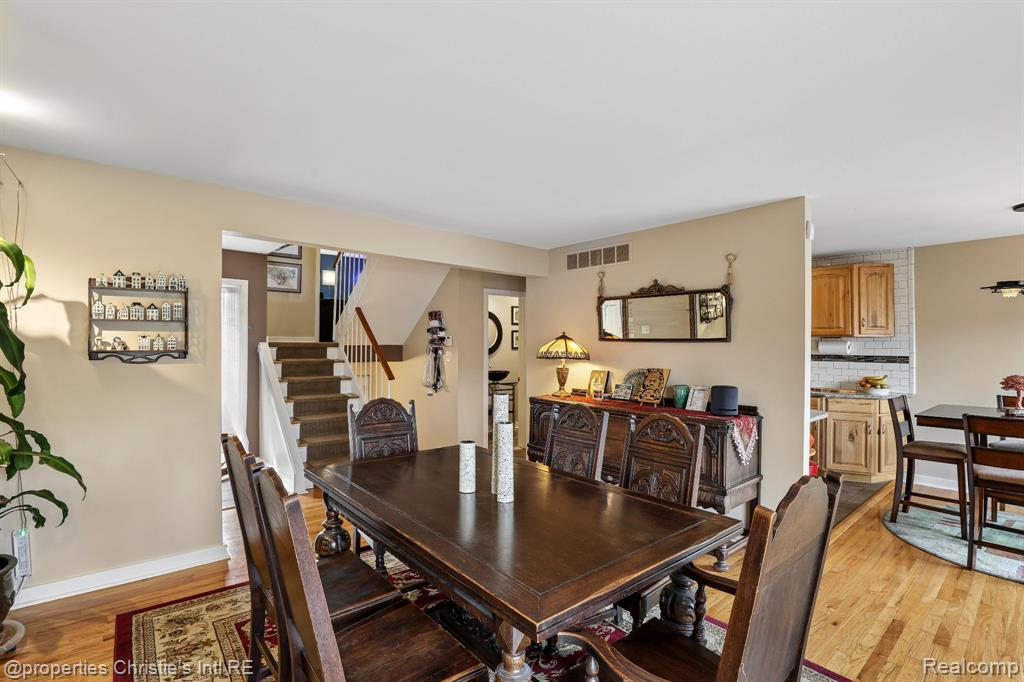 1927 Pembridge, Detroit, MI 48207 — Photo 26