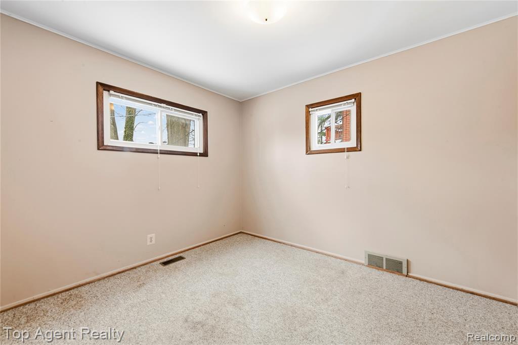 475 W Breckenridge Street, Ferndale, MI 48220 — Photo 21