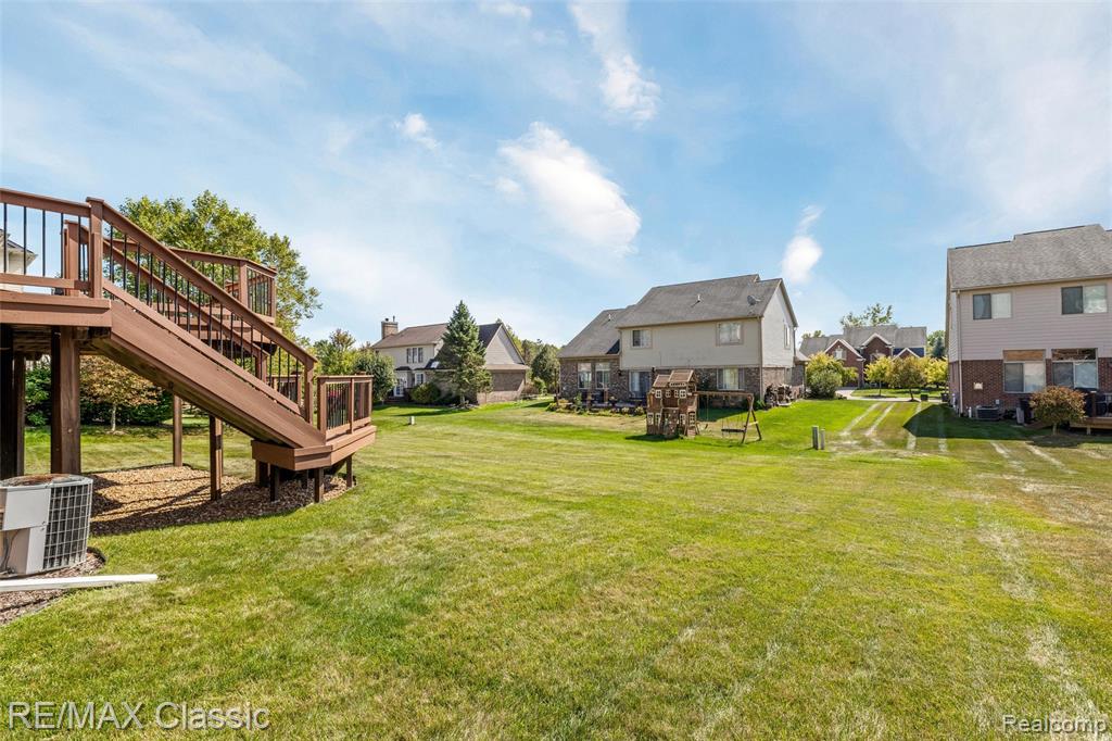 45273 Jacob Drive, Novi, MI — Photo 43
