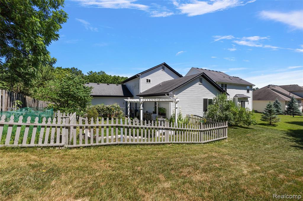 3181 Rabeeh Drive, Auburn Hills, MI 48326 — Photo 49
