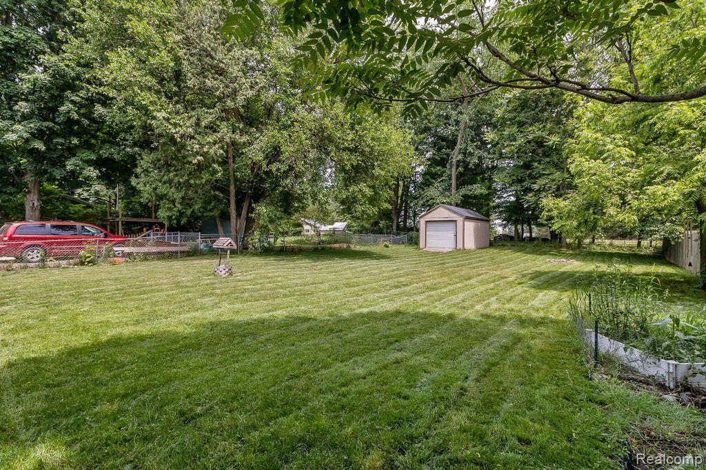 613 E GRAND RIVER Road, Laingsburg, MI 48848 — Photo 39