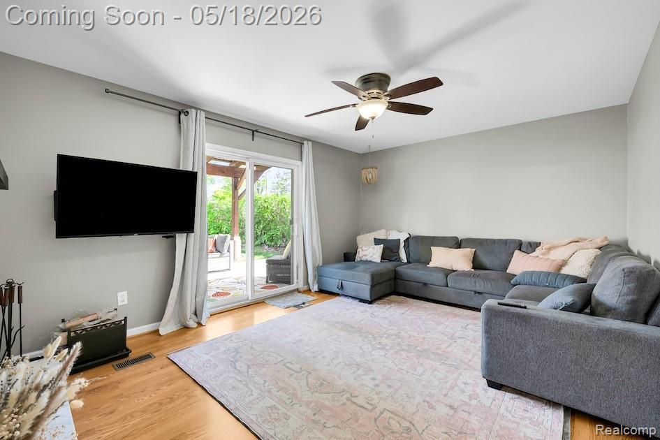 693 Langley Boulevard, Clawson, MI — Photo 8