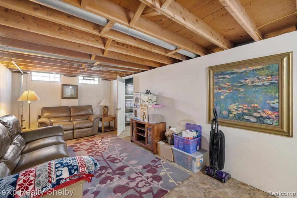 691 BARCLAY Drive, Troy, MI 48085 — Photo 42