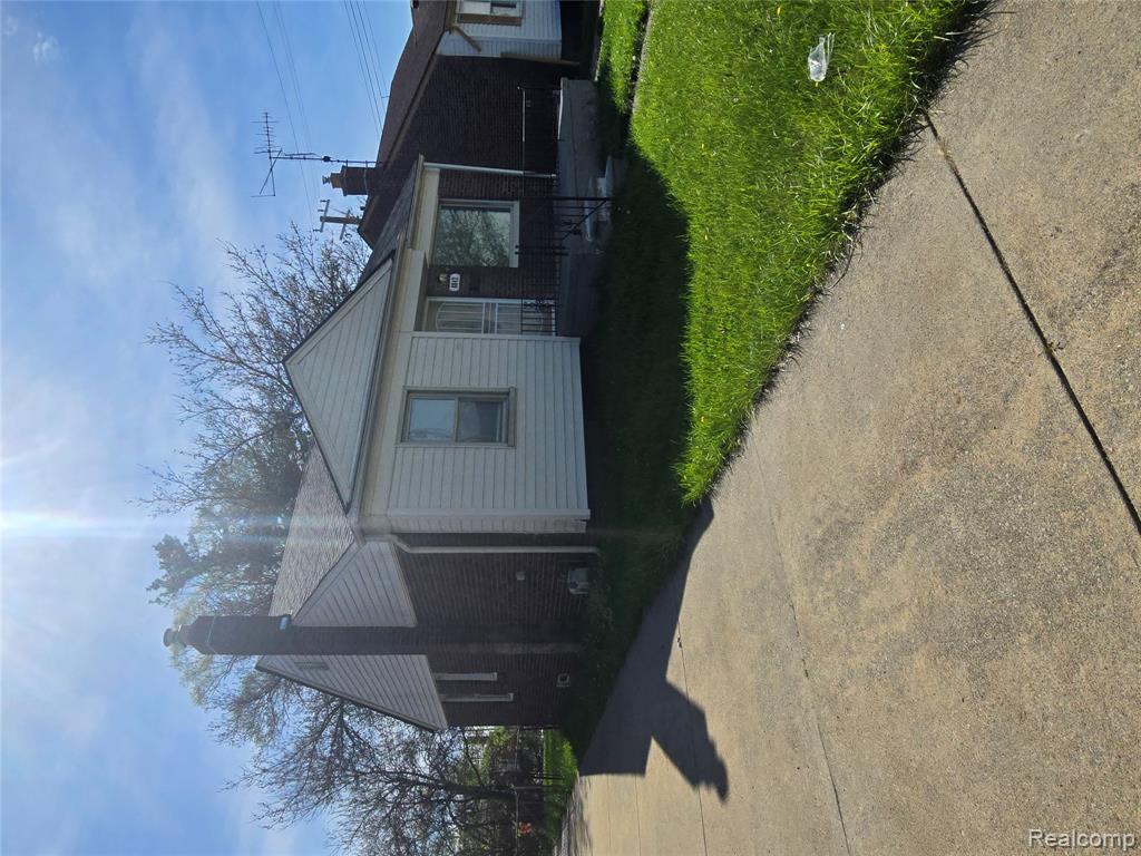 8842 Longacre Street, Detroit, MI 48228 — Photo 3