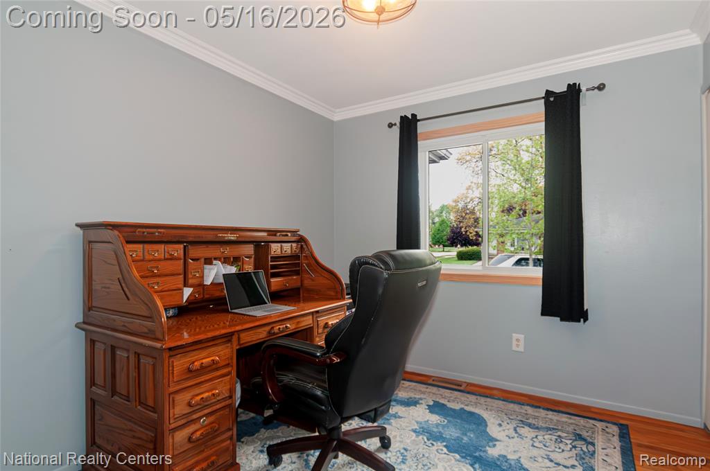 2446 Milverton Drive, Troy, MI 48083 — Photo 17