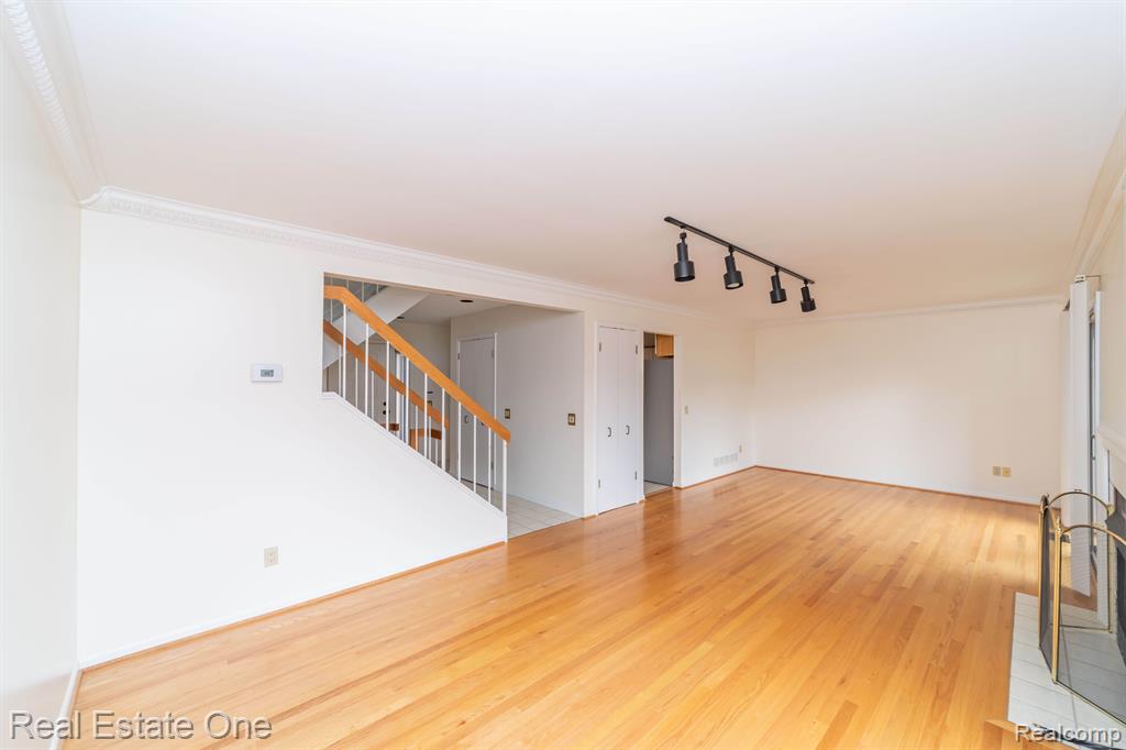 6250 POTOMAC Circle, West Bloomfield, MI — Photo 7