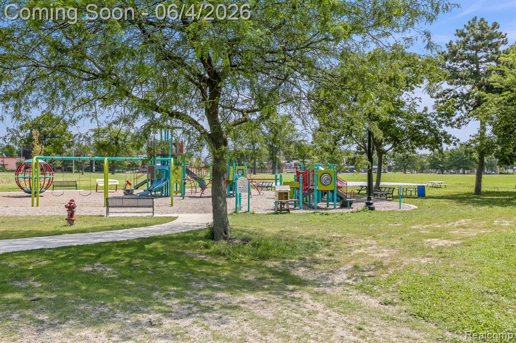 20455 Picadilly Road, Detroit, MI 48221 — Photo 37
