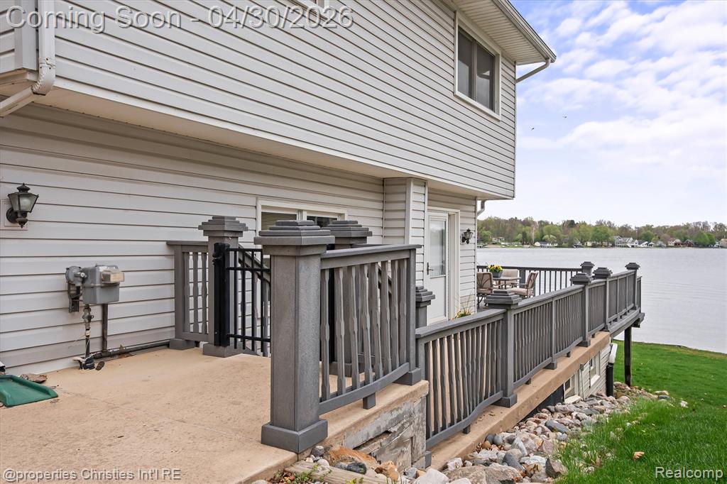 11417 N Shore Drive, Whitmore Lake, MI 48189 — Photo 17