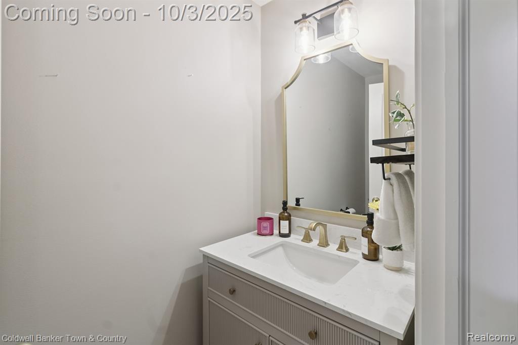 4006 Elizabeth Avenue, Canton, MI 48188 — Photo 12