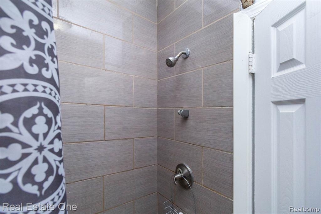 5485 Springwells Street, Detroit, MI 48210 — Photo 13