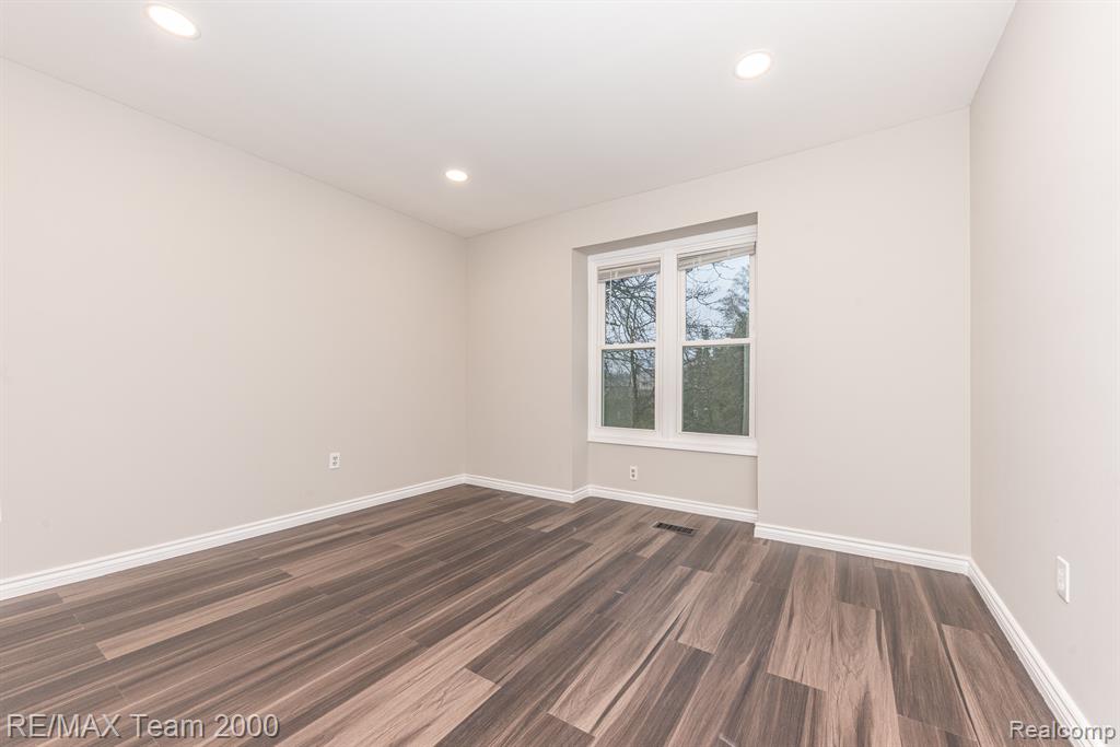 17148 PON VALLEY Drive, Northville, MI 48168 — Photo 45