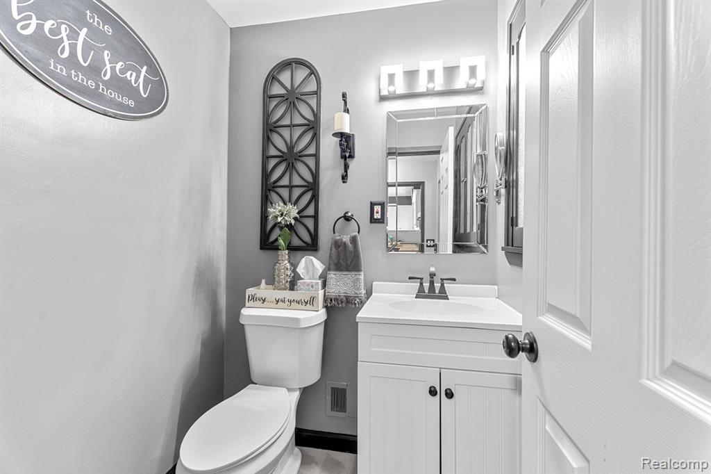 4947 Jackson Street, Trenton, MI 48183 — Photo 9