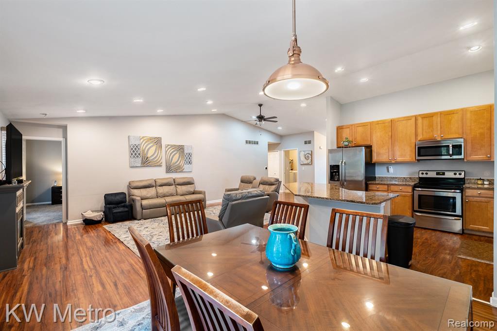 5506 Still Meadow Lane, Grand Blanc, MI 48439 — Photo 10