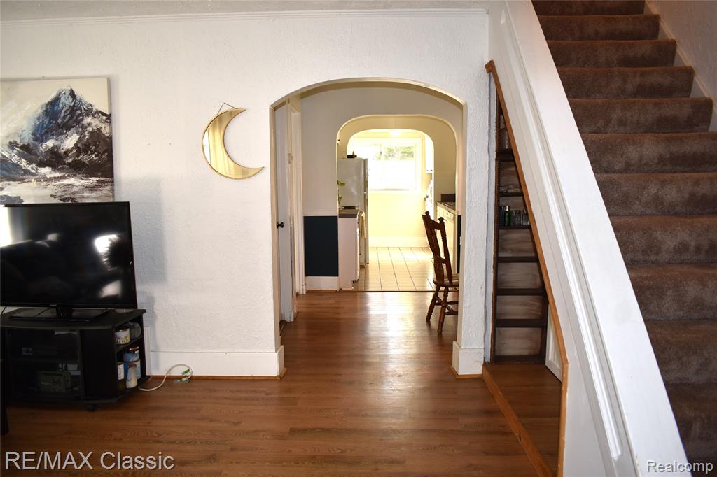 135 Park Avenue, Holly, MI 48442 — Photo 5