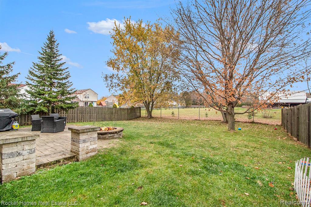 7634 Berwick Drive, Ypsilanti, MI 48197 — Photo 24