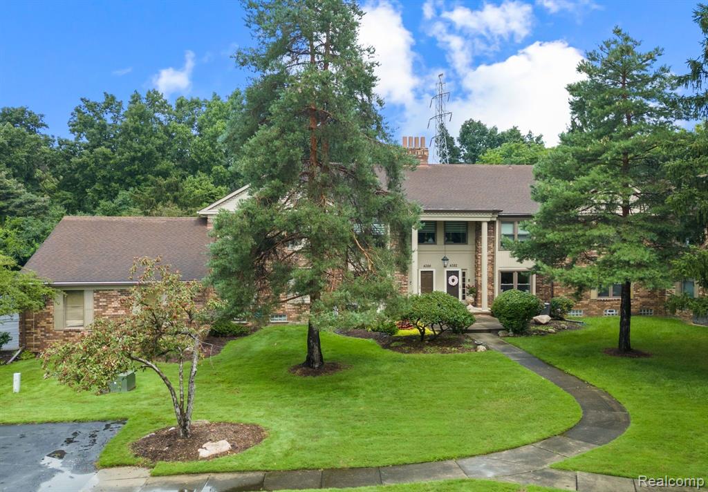 4382 KNIGHTSBRIDGE Lane, West Bloomfield, MI 48323 — Photo 34