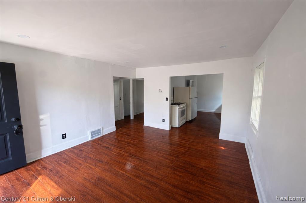 6348 Vaughan Street, Detroit, MI 48228 — Photo 2