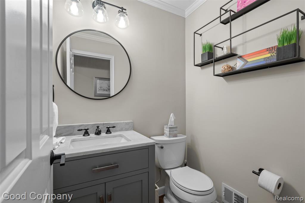 840 S Oxford Road, Grosse Pointe Woods, MI 48236 — Photo 25