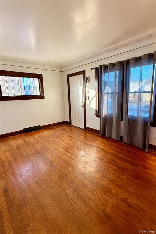 630 Buckingham Ave, Flint, MI 48507 — Photo 5