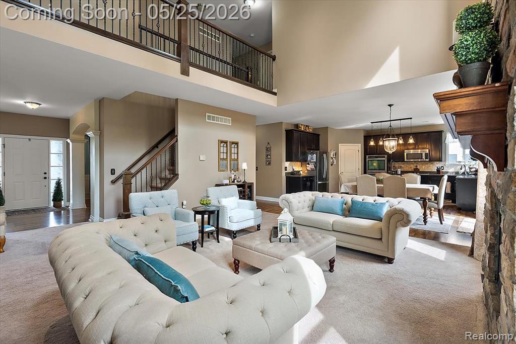 695 Dennison Court, Oakland, MI — Photo 11