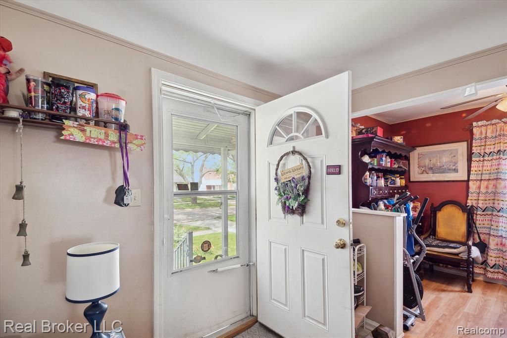 973 FORD Boulevard, Lincoln Park, MI 48146 — Photo 4