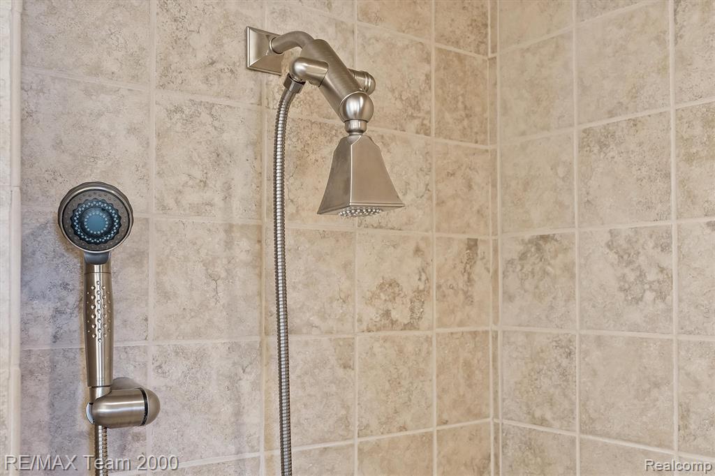 22624 Rio Vista Street, Saint Clair Shores, MI 48081 — Photo 32