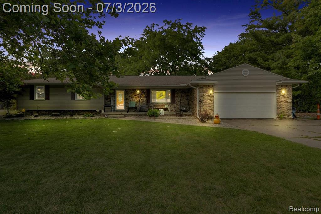 6514 Luanne Drive, Flushing, MI 48433 — Photo 2