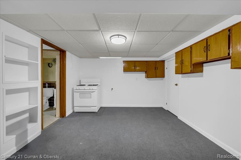 5965 Berwyn Street, Dearborn Heights, MI 48127 — Photo 18