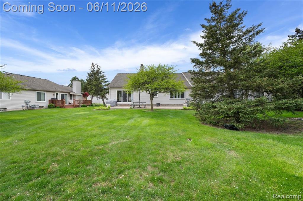 41034 Greenspire Drive, Clinton Twp, MI 48038 — Photo 10