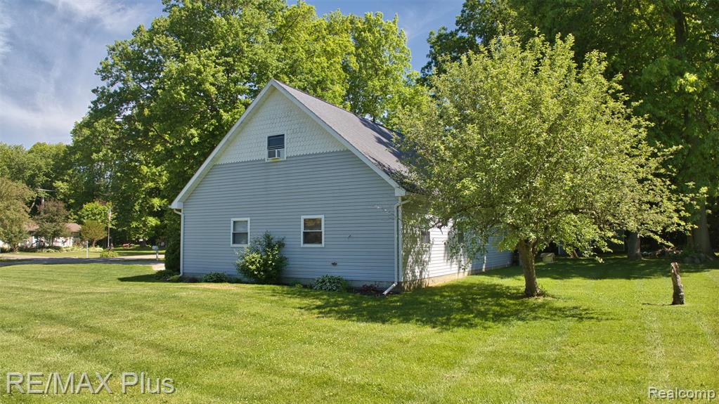 1926 New Rochelle Drive, Lapeer, MI 48446 — Photo 12