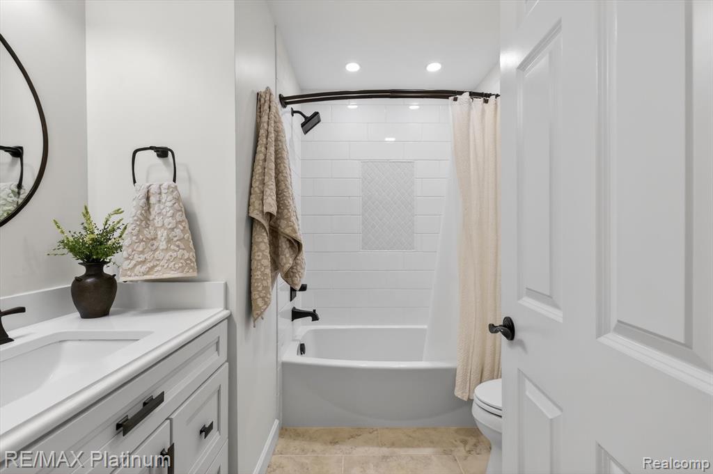 139 Edgemont Drive, Howell, MI 48855 — Photo 44