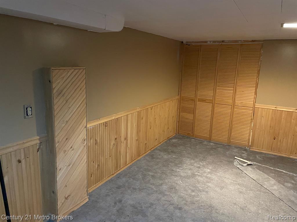 4414 TRUMBULL Drive, Flint, MI 48504 — Photo 21