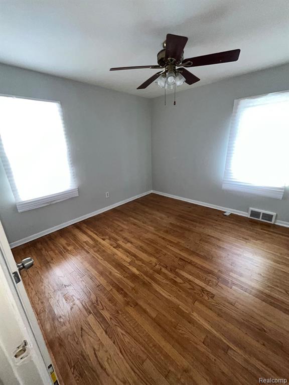 17076 STRICKER Avenue, Eastpointe, MI 48021 — Photo 4