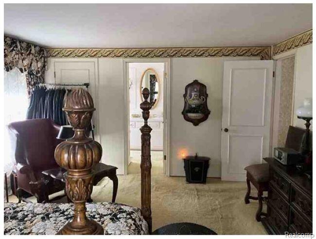 491 Colonial Road, Grosse Pointe Woods, MI 48236 — Photo 33