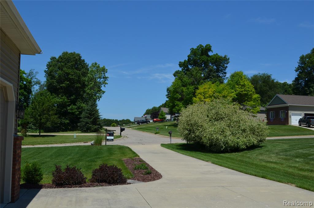 697 Lee Court, Oxford, MI 48371 — Photo 4