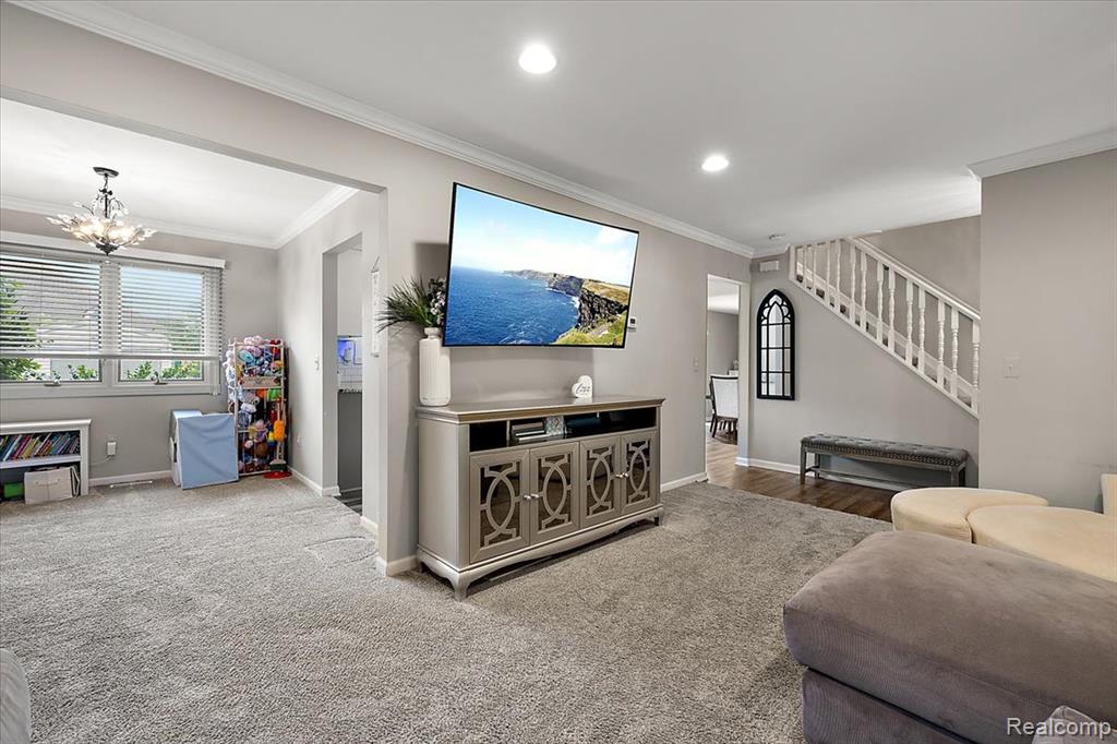 43456 Hartwick Drive, Sterling Heights, MI 48313 — Photo 8
