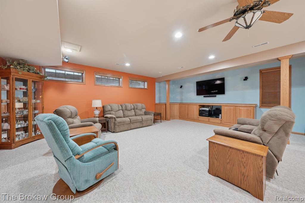 9398 Highland Court, Davison, MI 48423 — Photo 39