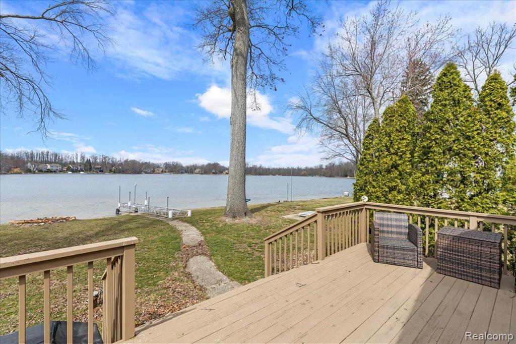 3965 Burnet Road, Commerce Twp, MI 48382 — Photo 6