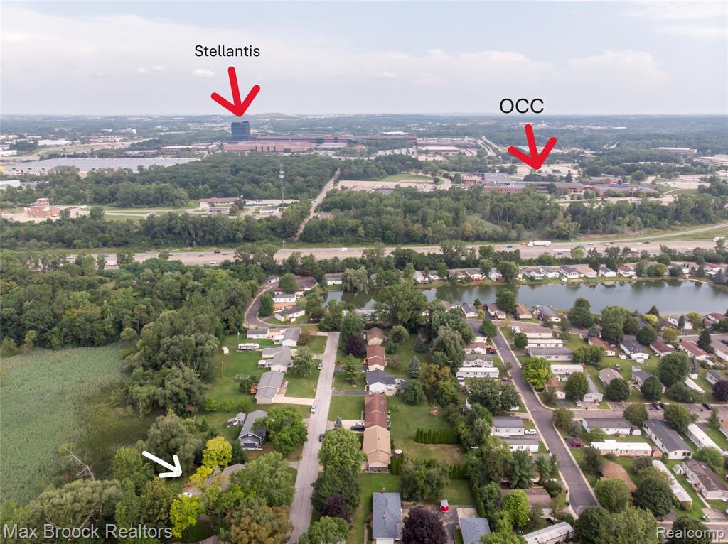 465 Robert Court, Auburn Hills, MI 48326 — Photo 18