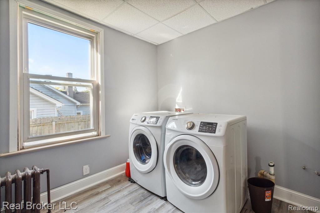 402 S 7TH Street, St. Clair, MI 48079 — Photo 23