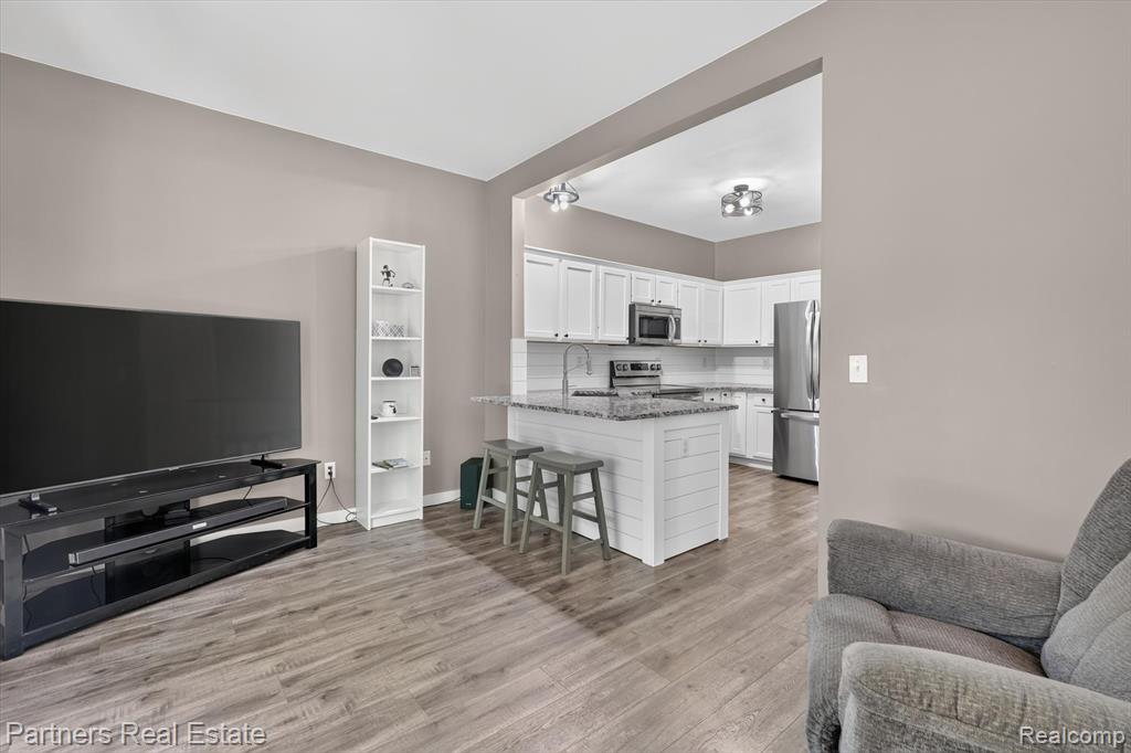 1617 Red Hickory Court, Howell, MI 48855 — Photo 17