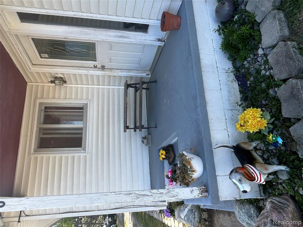 100 S Hooper Street, Caro, MI 48723 — Photo 14