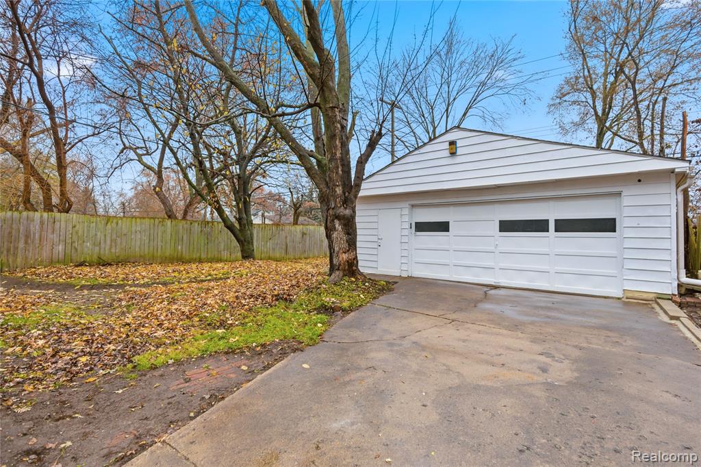 755 Scottwood Street, Pontiac, MI 48340 — Photo 23