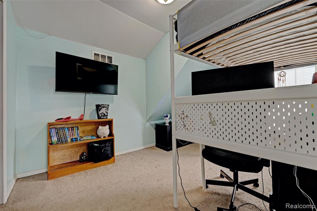 126 N North Shore Drive, Lake Orion, MI 48362 — Photo 31