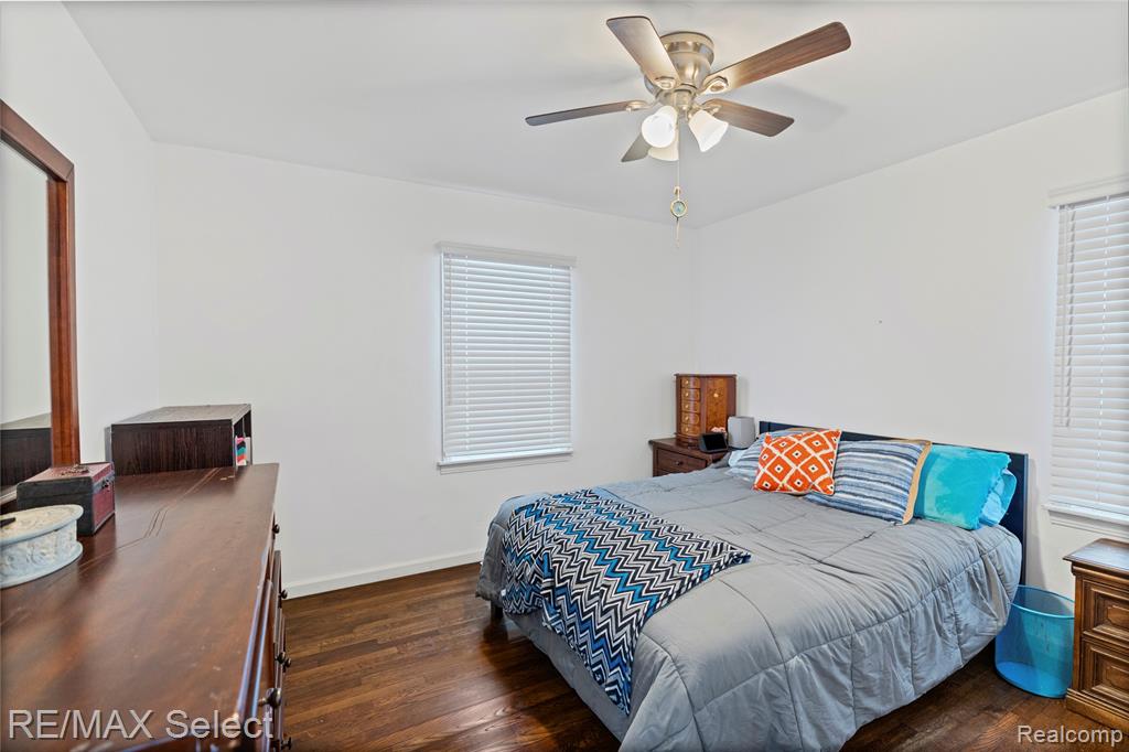 4526 Milton Drive, Flint, MI 48507 — Photo 9