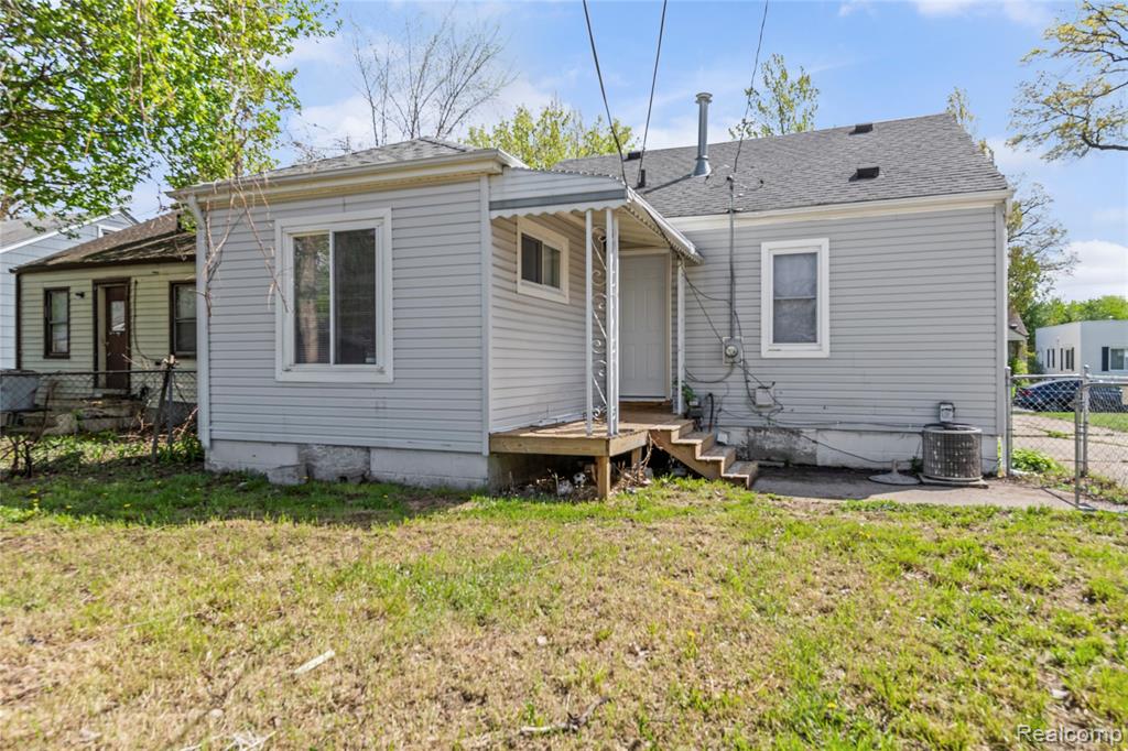 23435 Vance Avenue, Hazel Park, MI 48030 — Photo 21