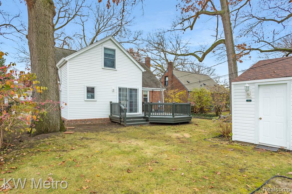 620 CATALPA Drive, Royal Oak, MI 48067 — Photo 30