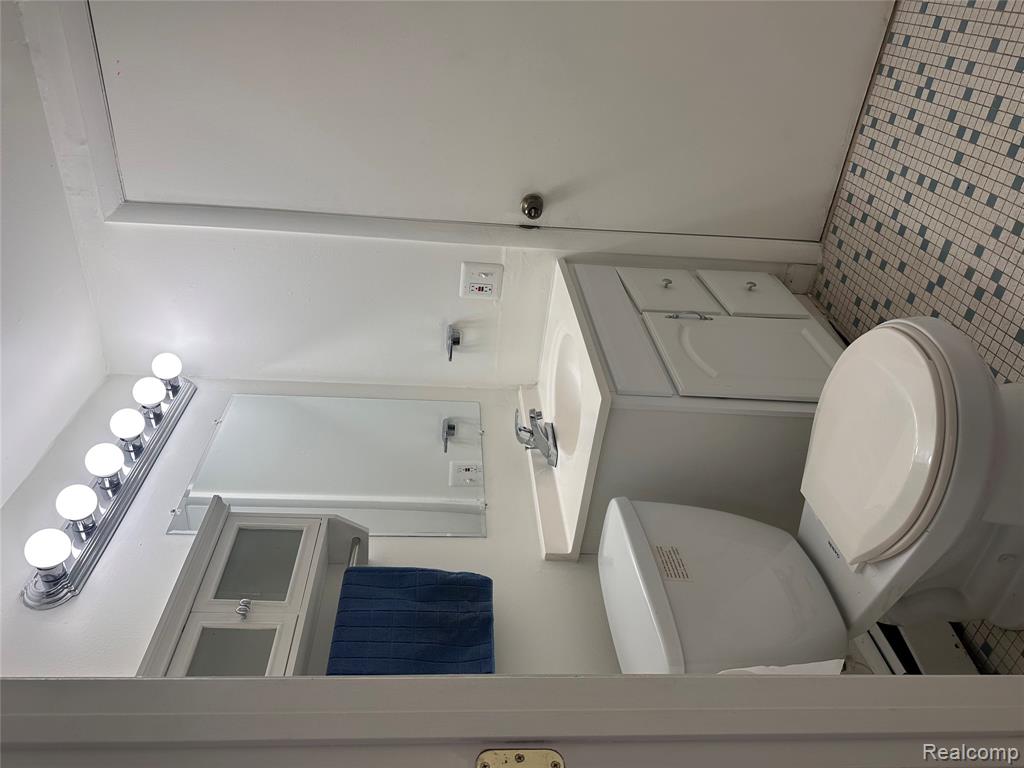 7421 Heather Heath, West Bloomfield, MI — Photo 15