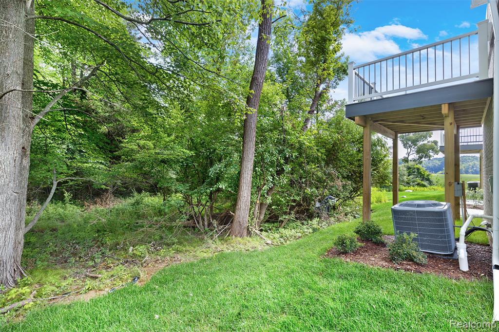 5326 Trail Vista Drive, West Bloomfield, MI 48323 — Photo 36